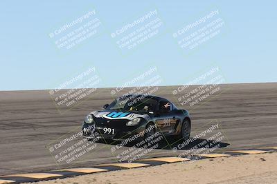 media/Oct-19-2025-PCA San Diego (Sun) [[b7baa86645]]/4-Yellow Group/Session 2 (Bowl)/